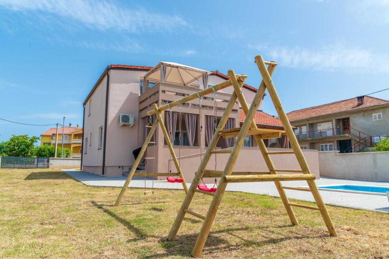 Apartmani Krzak Nin Exterior photo