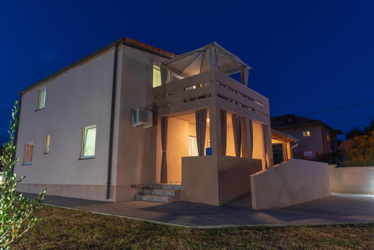 Apartmani Krzak Nin Exterior photo